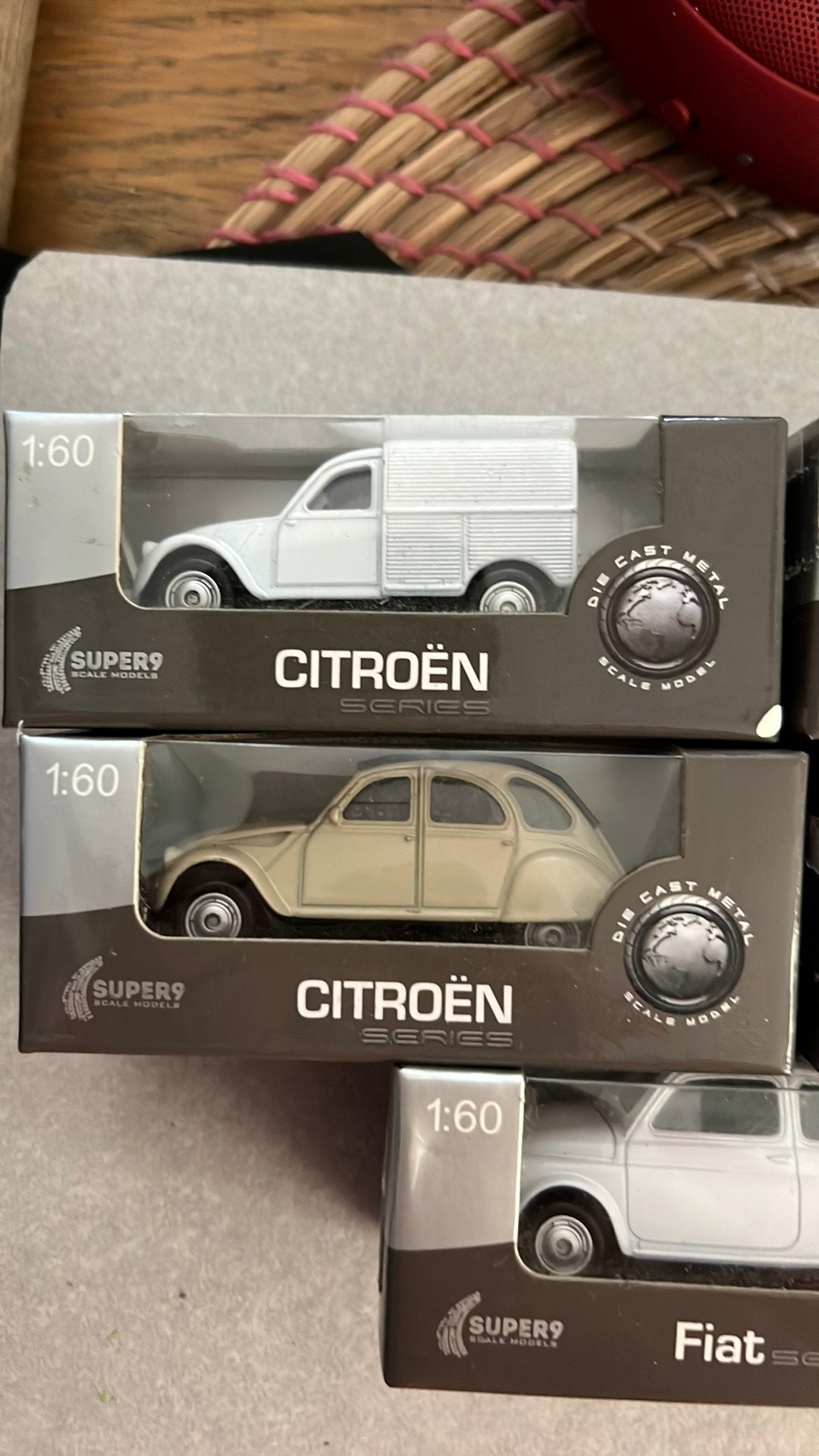 Miniatuur auto s 1:60, Ophalen of Verzenden, Nieuw, Auto