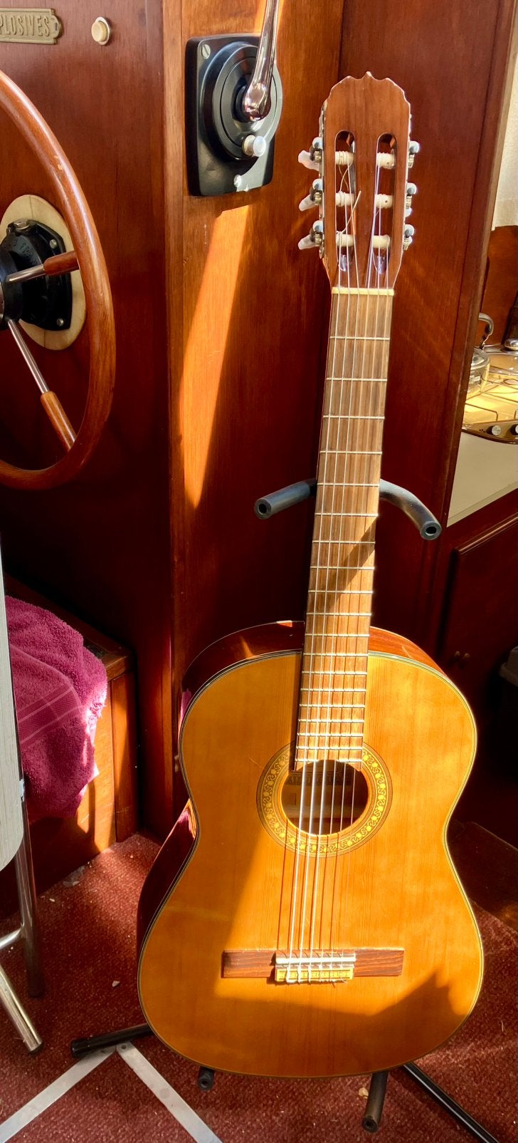 Jose Ramirez, Musique & Instruments, Enlèvement