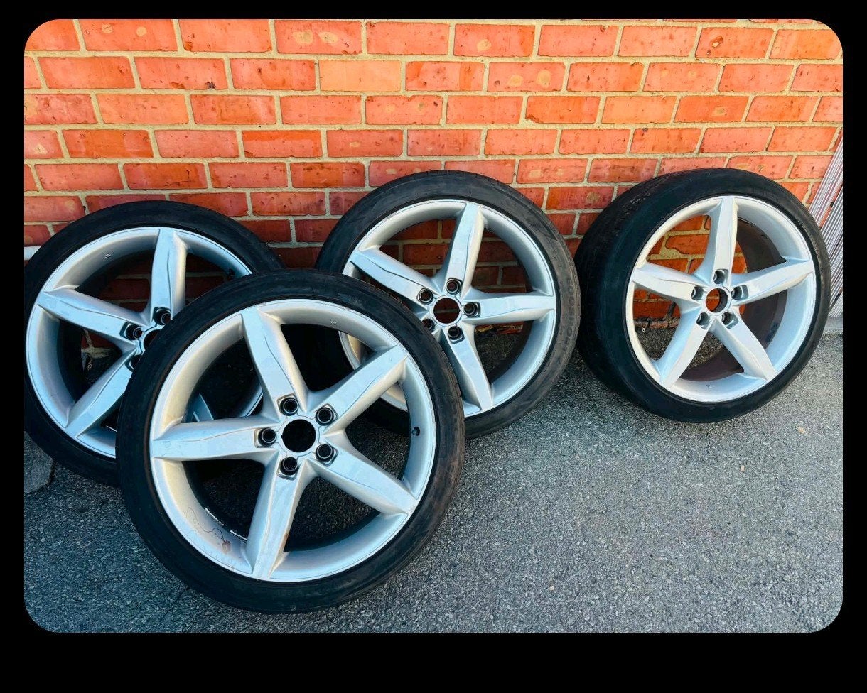 Audi zomer banden met velgen 225/40/18, Ophalen, Gebruikt