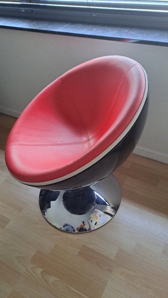 Design Kuipstoel, Ophalen, Kunststof, Gebruikt, Rood
