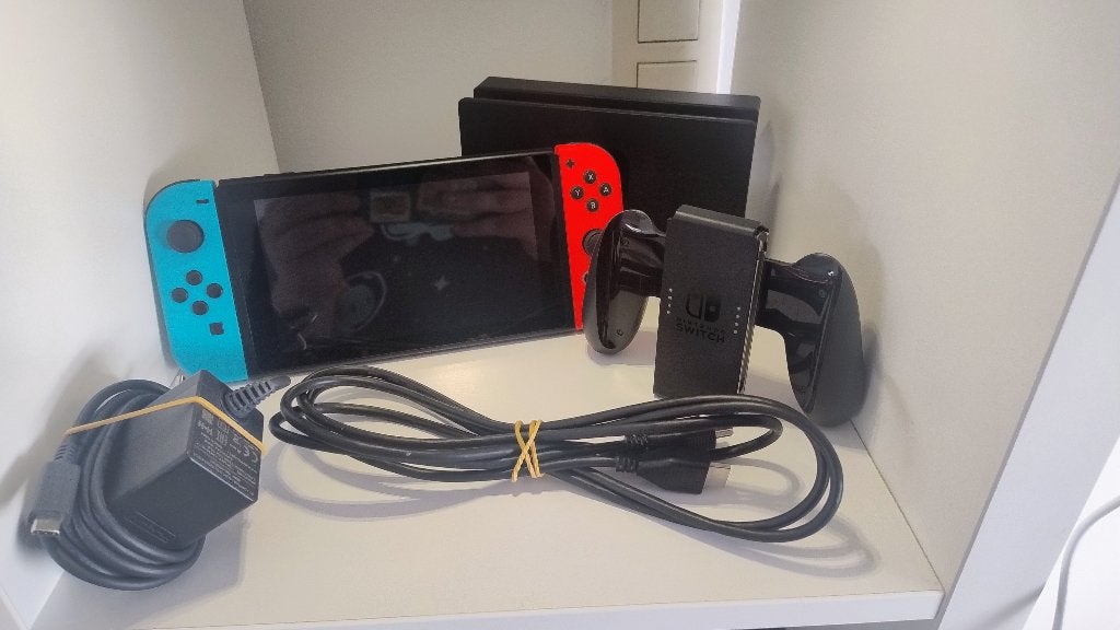 Nintendo Switch, Ophalen, Zo goed als nieuw, Met 2 controllers, Switch 2019 Upgrade