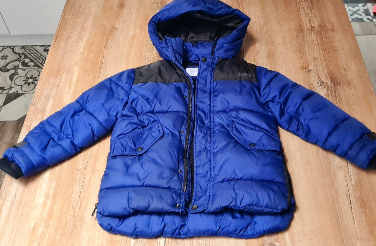 doudoune zara garcon 7ans, Enfants & Bébés, Enlèvement ou Envoi, Manteau