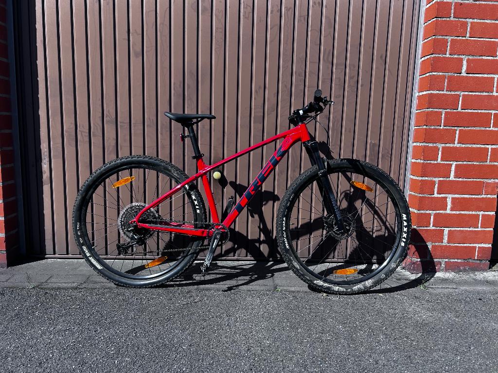 Trek Marlin 8 mountainbike, Fietsen en Brommers, Ophalen, Zo goed als nieuw, Trek