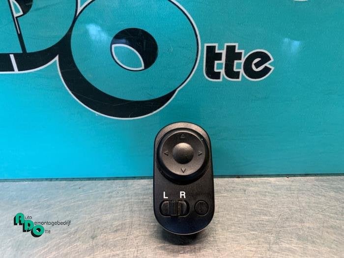 Commutateur rétroviseur d'un Chevrolet Lacetti (Lacetti 03-, -, 3 mois de garantie, Utilisé, -
