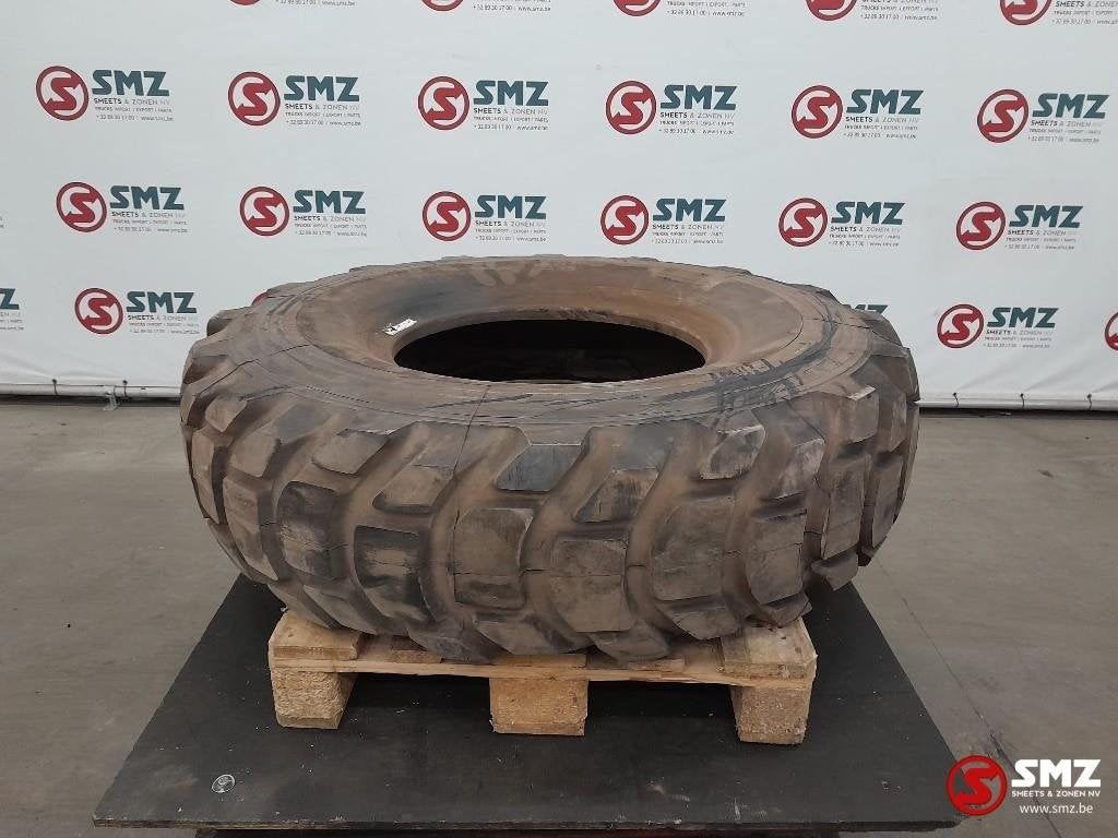 Occ pneu industriel Michelin 14.00-24, Autos : Pièces & Accessoires, Utilisé, Autres marques, Autres pièces automobiles
