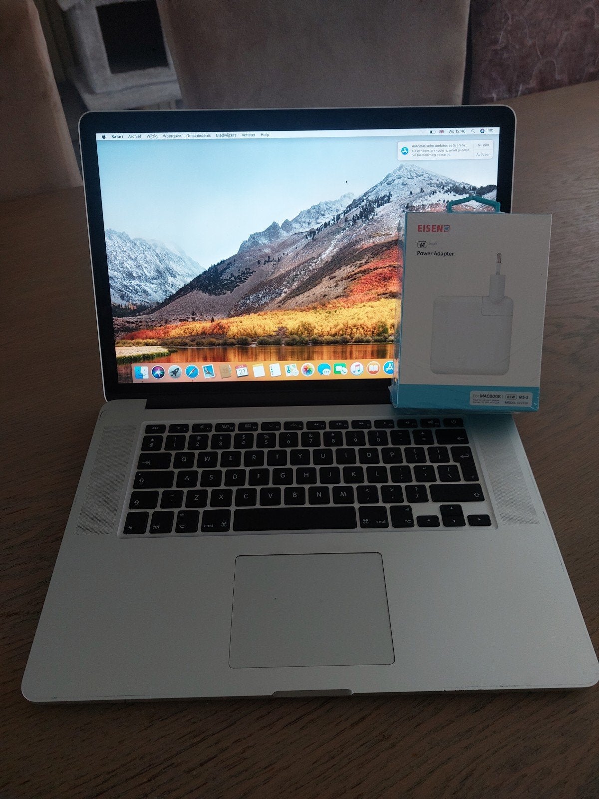MacBook pro (Retina, 15-inch, mid 2015) + Oplader
Bouwjaar:, Computers en Software, Ophalen, 256 GB, 2 tot 3 Ghz, Zo goed als nieuw