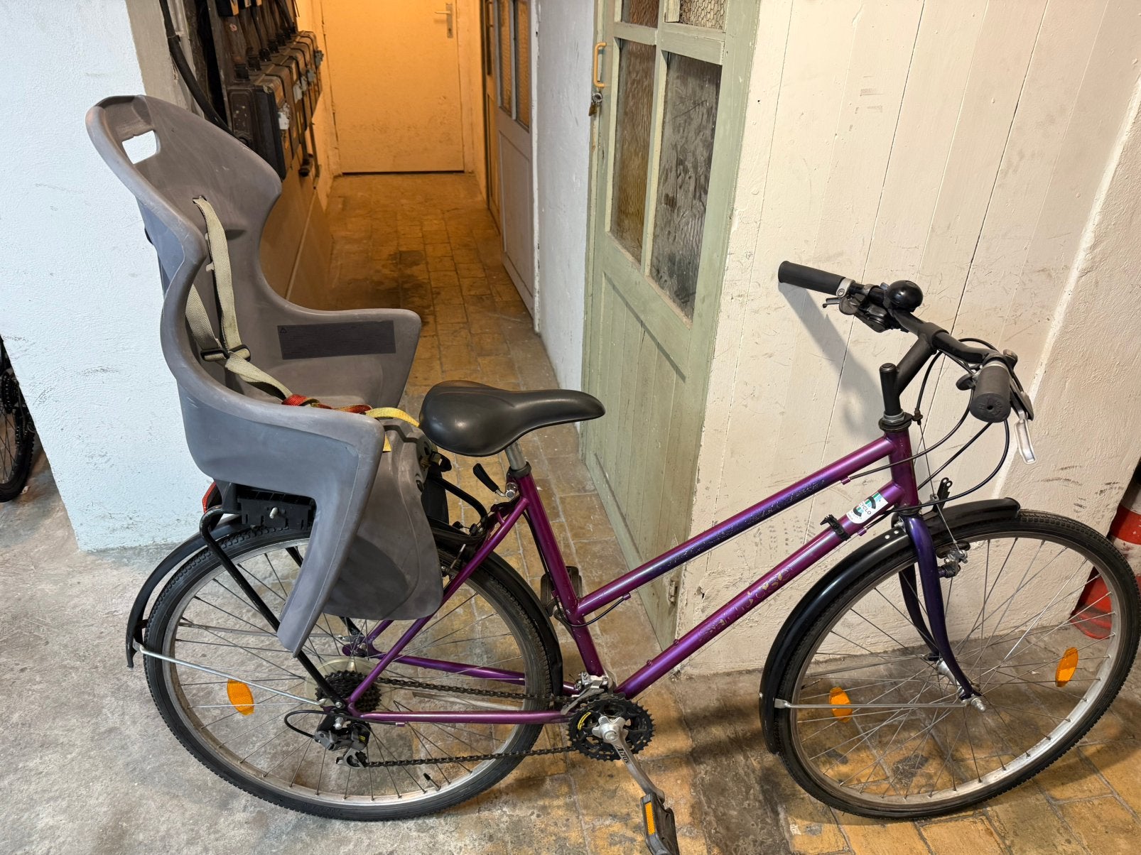 Vélo avec siège enfant, Vélos & Vélomoteurs, Enlèvement, Comme neuf