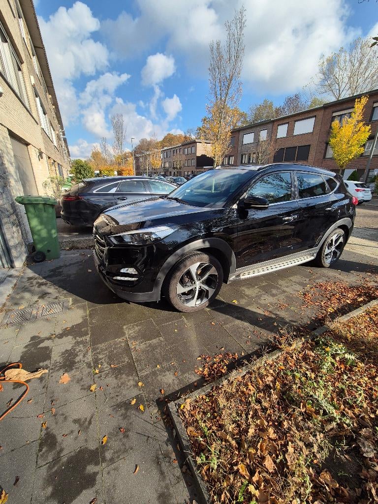 Auto, Automaat, Achterwielaandrijving, Zwart, Leder