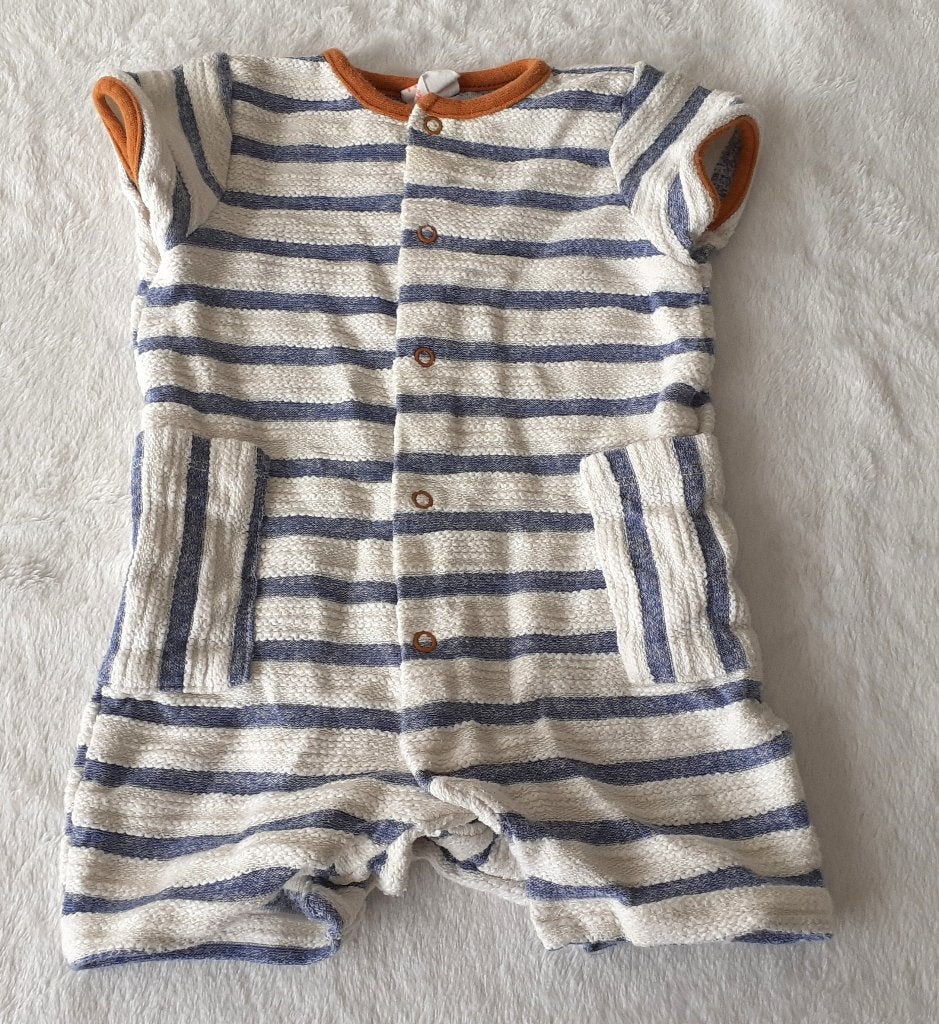 Baby boxpakje gebreid met streepjes en zakken Hema 74, Ophalen of Verzenden, Nieuw, Jongetje of Meisje, Pakje
