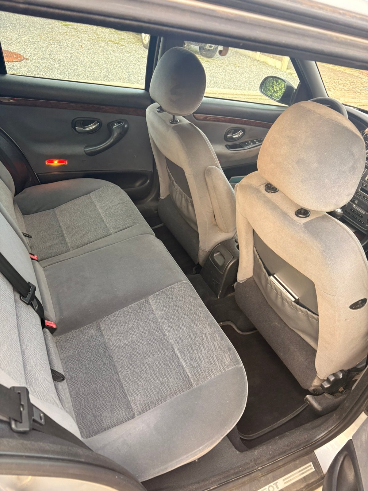Peugeot 406, foto 7