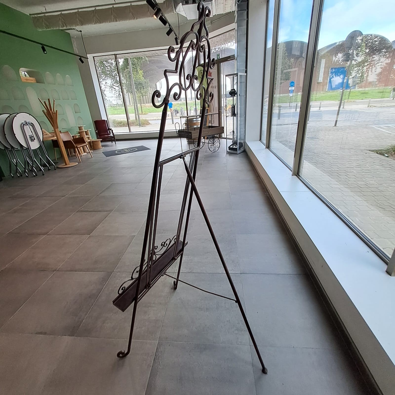 Staander, ezel voor portret, Ophalen, Zo goed als nieuw, 150 tot 175 cm, Driepoot