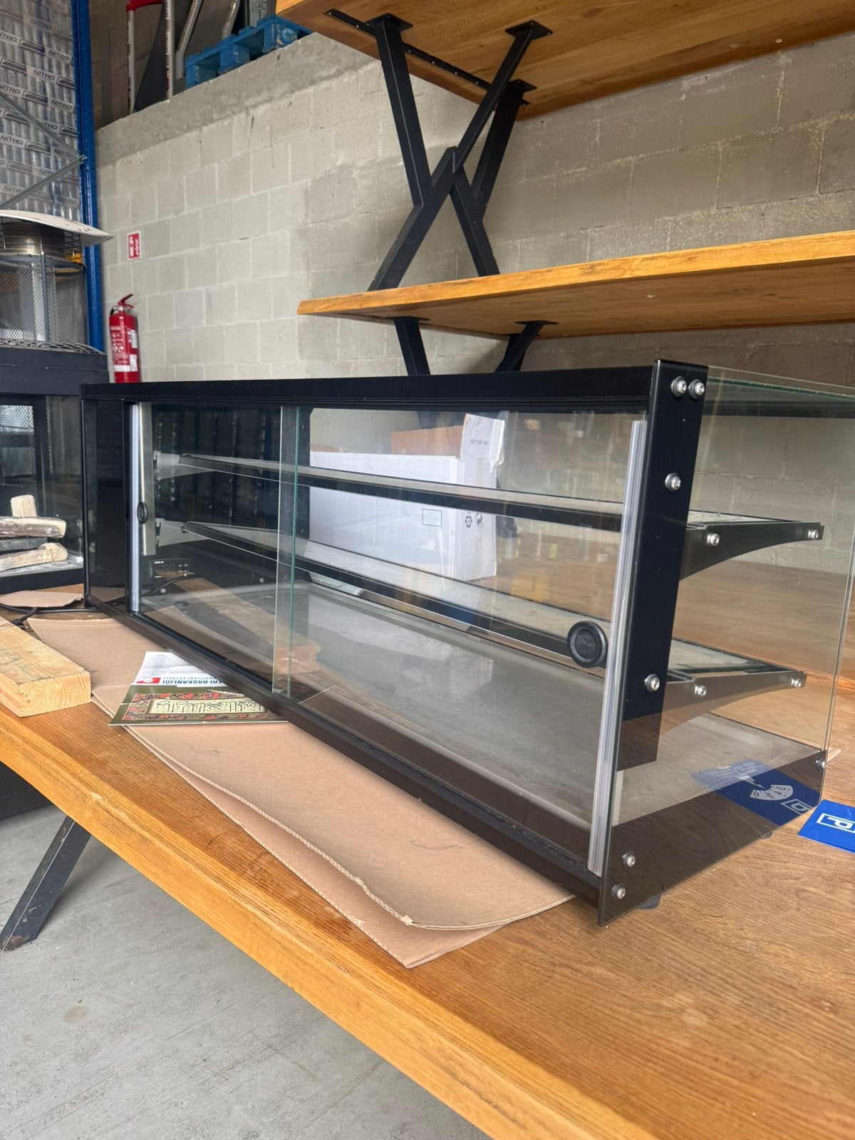 Glazen horeca vitrine / toonbankvitrine – €150, Ophalen, Snacks