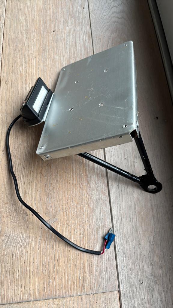 Nummerplaathouder verlicht, Ophalen, Zo goed als nieuw