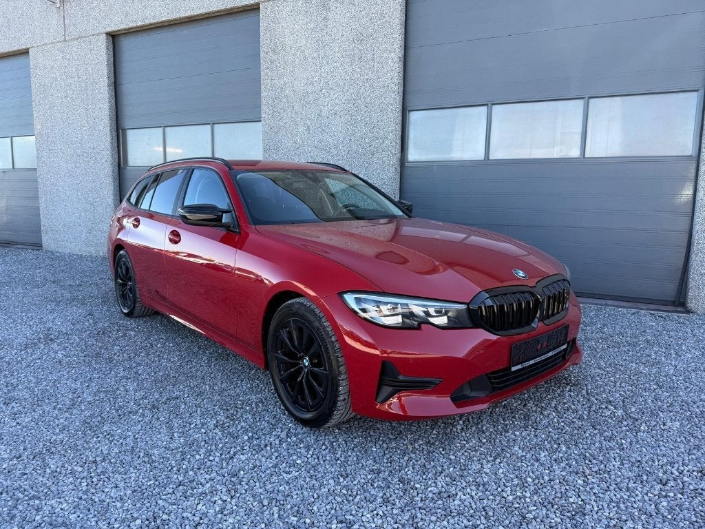 BMW 318D **PACK BLACK** 12 MOIS DE GARANTIE, Autos, Euro 6, Entreprise, Boîte manuelle, Entretenue par le concessionnaire