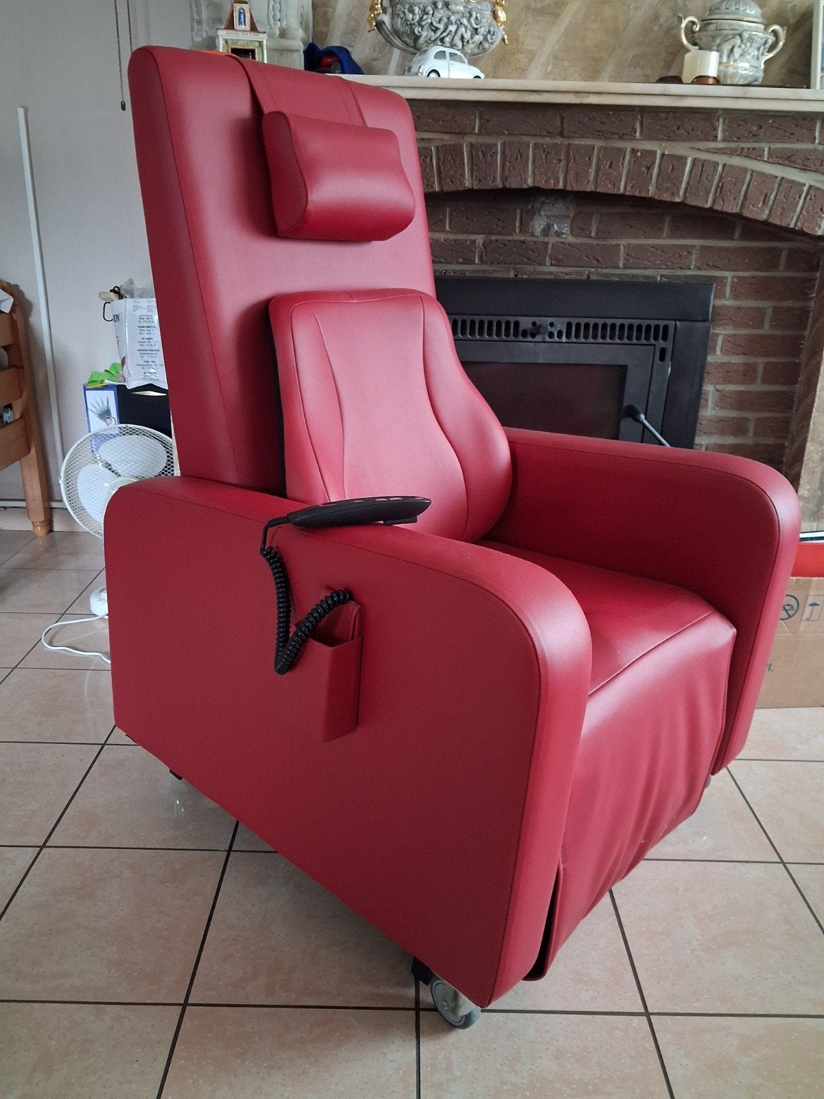 Fauteuil inclinable électrique (debout) rouge, Enlèvement