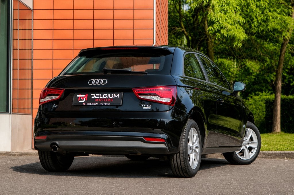 Audi A1 2017 photo 2