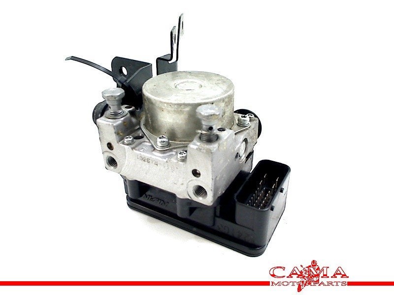 BLOC ABS (FREINS ANTI-BLOCAGE) Triumph, Dhr. S. di Majo, Utilisé, Info@cama-motorparts.nl, P.J. Troelstraweg 8 8
3144 CX  MAASSLUIS, NL
