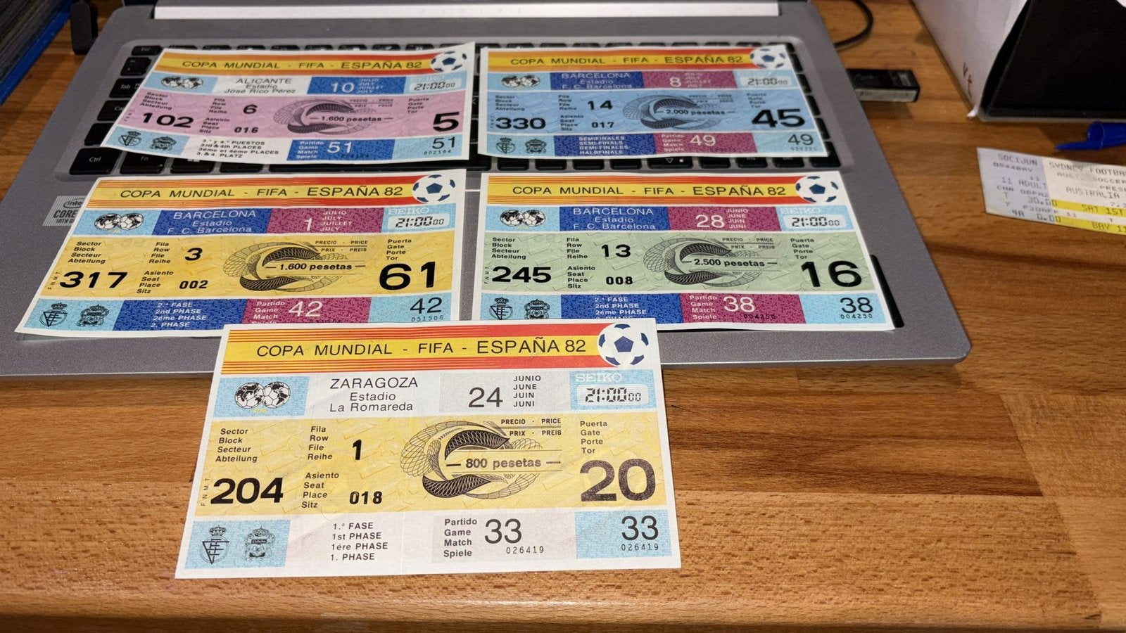 Tickets wk 1982  5 stuks, Collections, Articles de Sport & Football, Enlèvement, Comme neuf