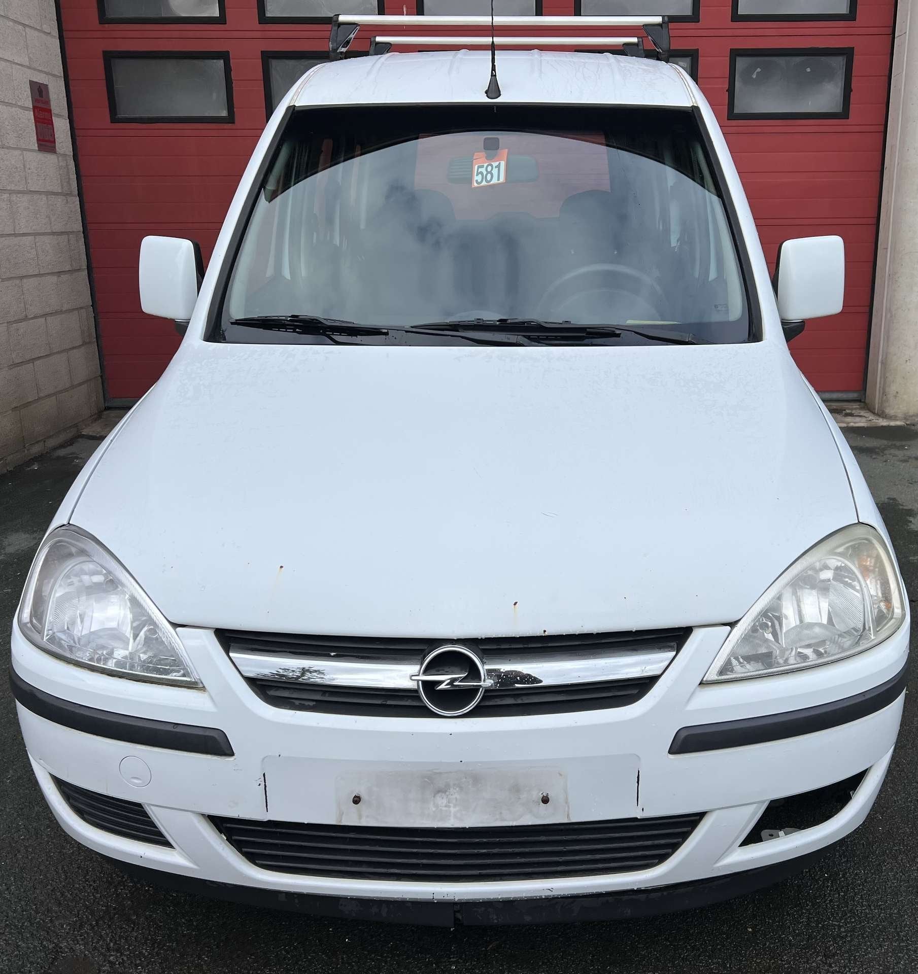 Opel Combo Tour 1.3 DT CDTi Essentia + 5 PLACES (bj 2005), Auto's, Opel, 4 deurs, Gebruikt, Zwart, 4 cilinders