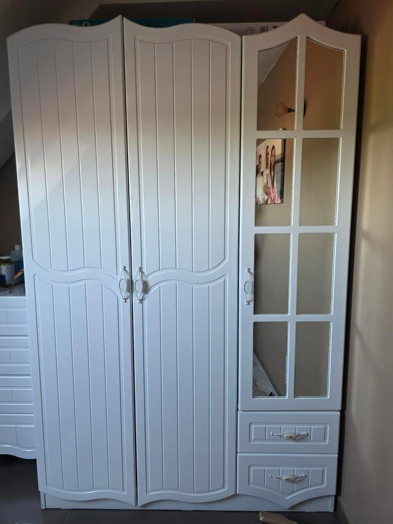 Bed + kast, Huis en Inrichting, Ophalen
