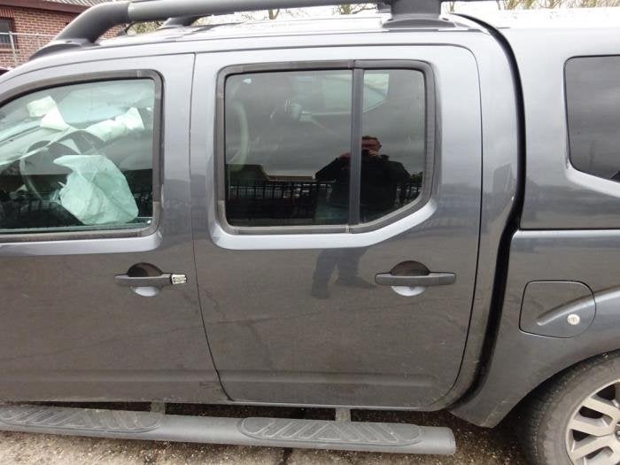 Portier 4Deurs links-achter van een Nissan Navara (KAP), Gebruikt, -, Deur, -