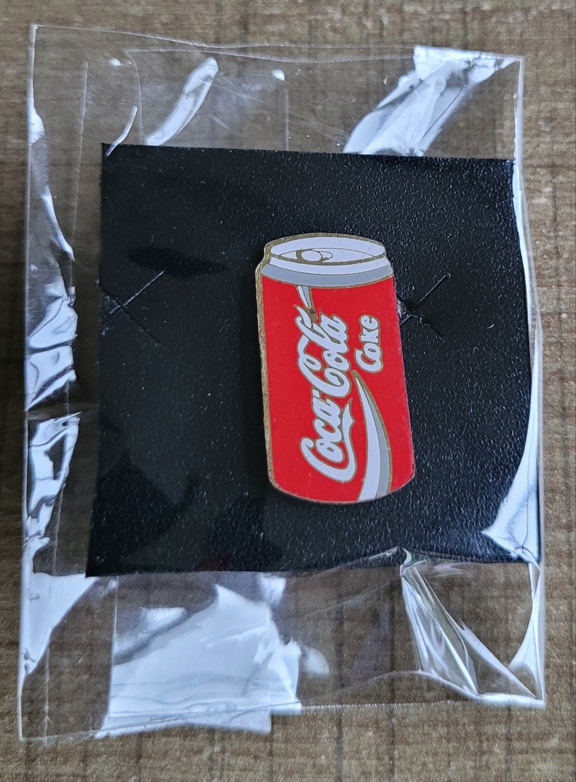 Pin: Coca-Cola, Verzamelen, Ophalen of Verzenden, Zo goed als nieuw, Merk, Speldje of Pin