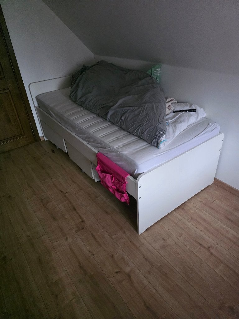 Lit plus matelas et couette, Enfants & Bébés, Sommier à lattes, Enlèvement, 180 cm ou plus, 85 à 100 cm