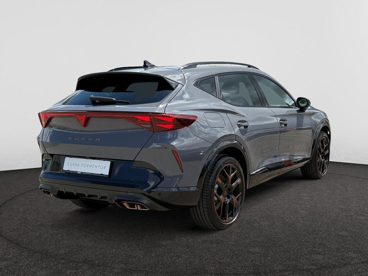 Cupra Formentor e-Hybrid (PHEV) Formentor VZ 1.5 e-HYBRID 27, Autos, Argent ou Gris, Achat, Formentor, Automatique