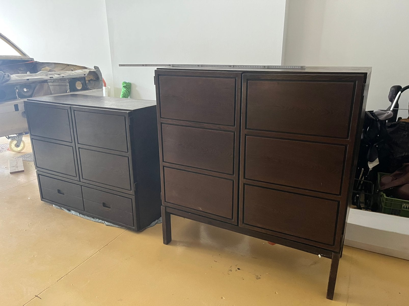2 vintage kasten / dressoirs, donker hout, jaren 60/70, Huis en Inrichting, Ophalen, Gebruikt