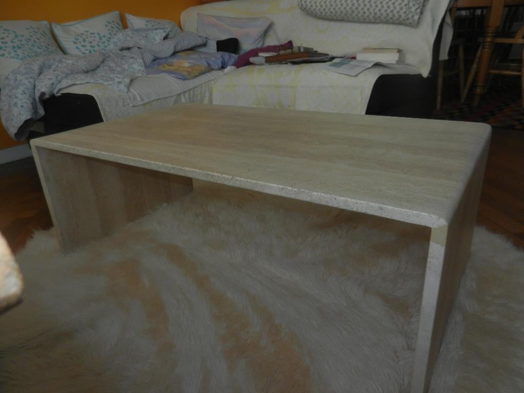 Table de salon en pierre beige, Maison & Meubles, Tables | Tables de salon, Design, 50 à 100 cm, Comme neuf, Enlèvement