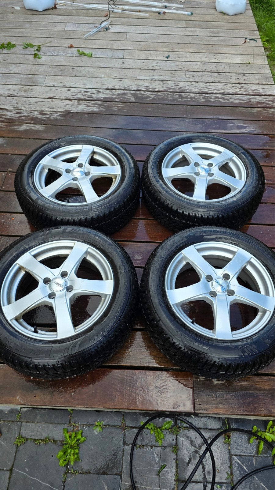 Jantes et pneus hiver 205/60 R16  4X100, Autos : Pièces & Accessoires, Pneus hiver, 16 pouces, Véhicule de tourisme, 205 mm