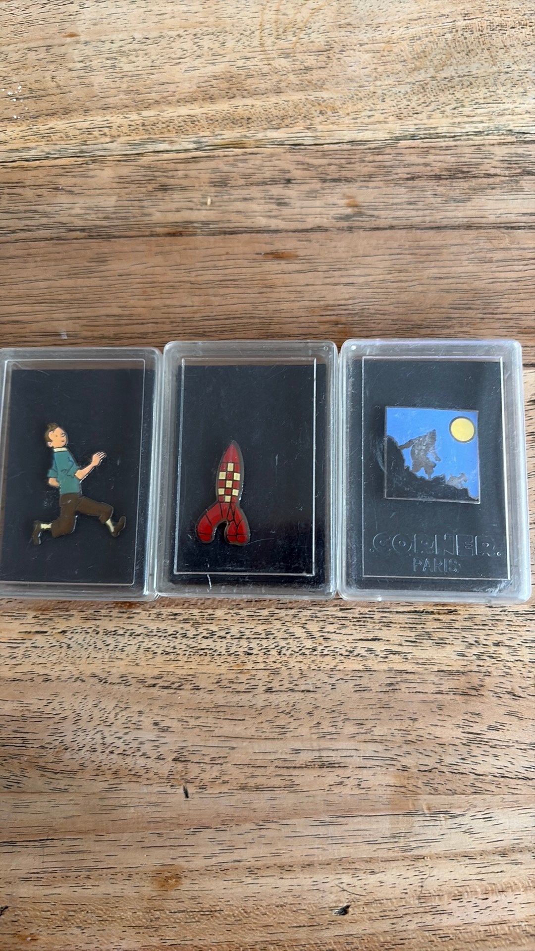 Pin’s Tintin, Enlèvement ou Envoi, Tintin, Comme neuf