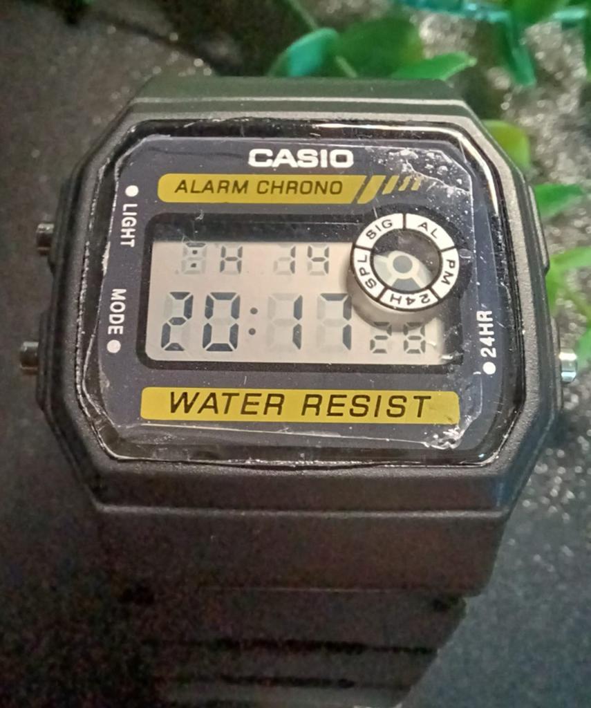 Casio F-94W NOS, Handtassen en Accessoires, Horloges | Heren, Casio, Verzenden