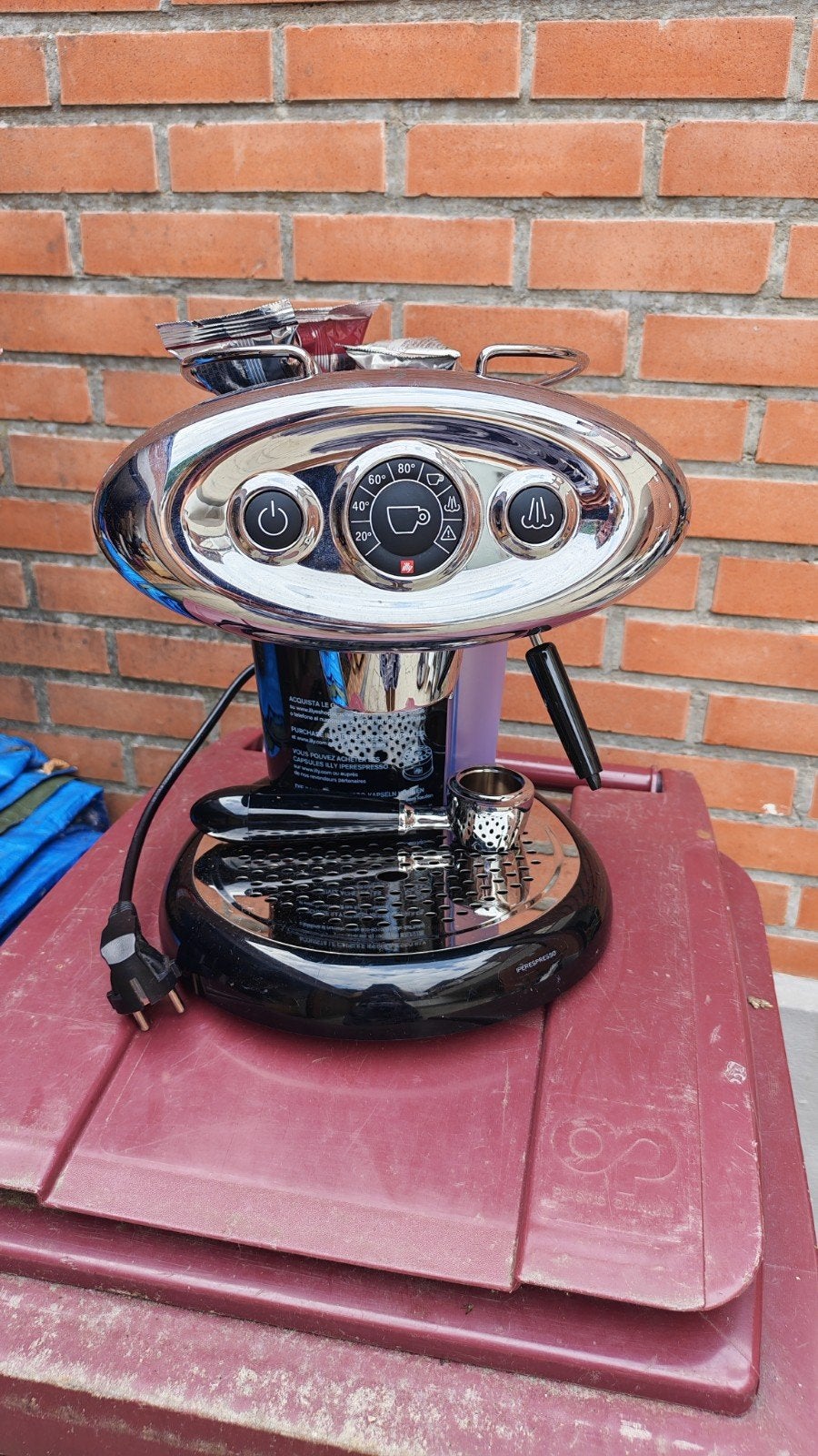 Illy iperespresso, Elektronische apparatuur, Ophalen