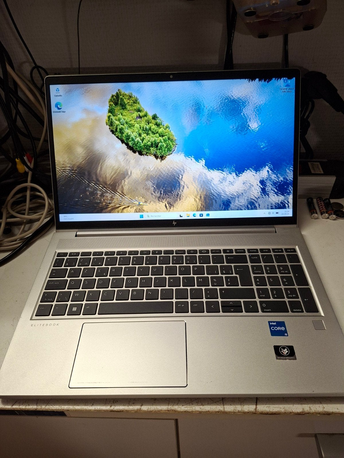 HP EliteBook 650 G9 i5 12e Gen SSD NVMe Windows 11 pro
Proce, Informatique & Logiciels, Enlèvement, 16 GB, SSD