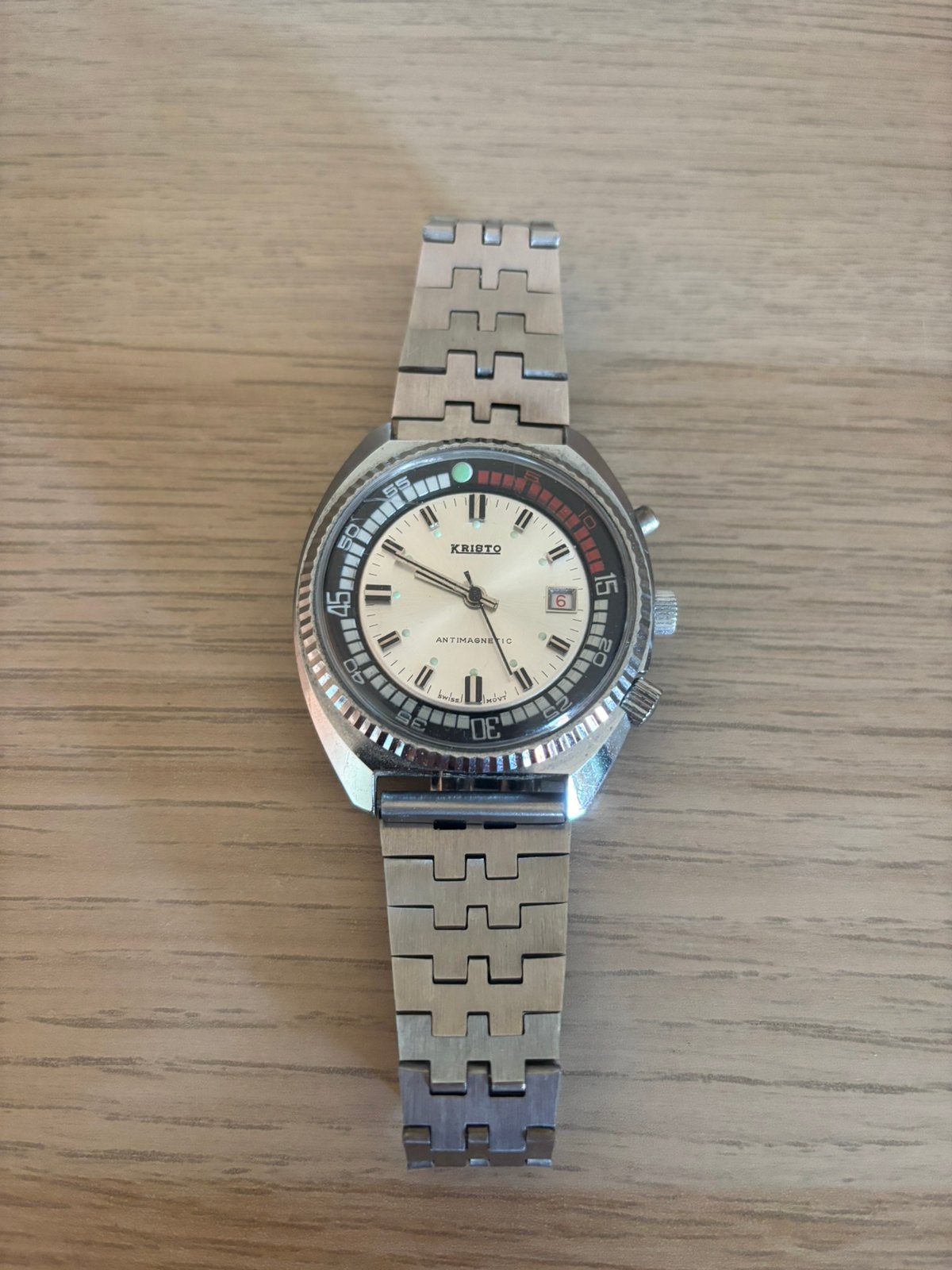 Kristos compressorhorloge, Handtassen en Accessoires, Ophalen of Verzenden