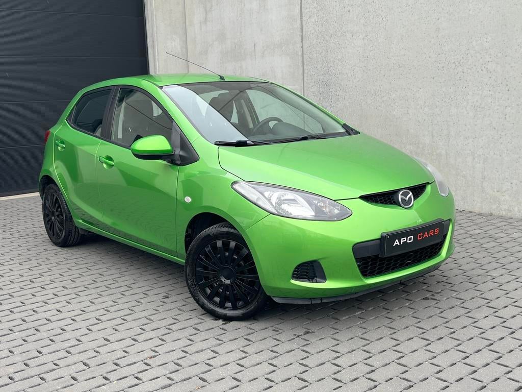 Mazda 2 1.3i 2009 89 000 km, Autos, Entreprise, Boîte manuelle, Noir, 5 portes