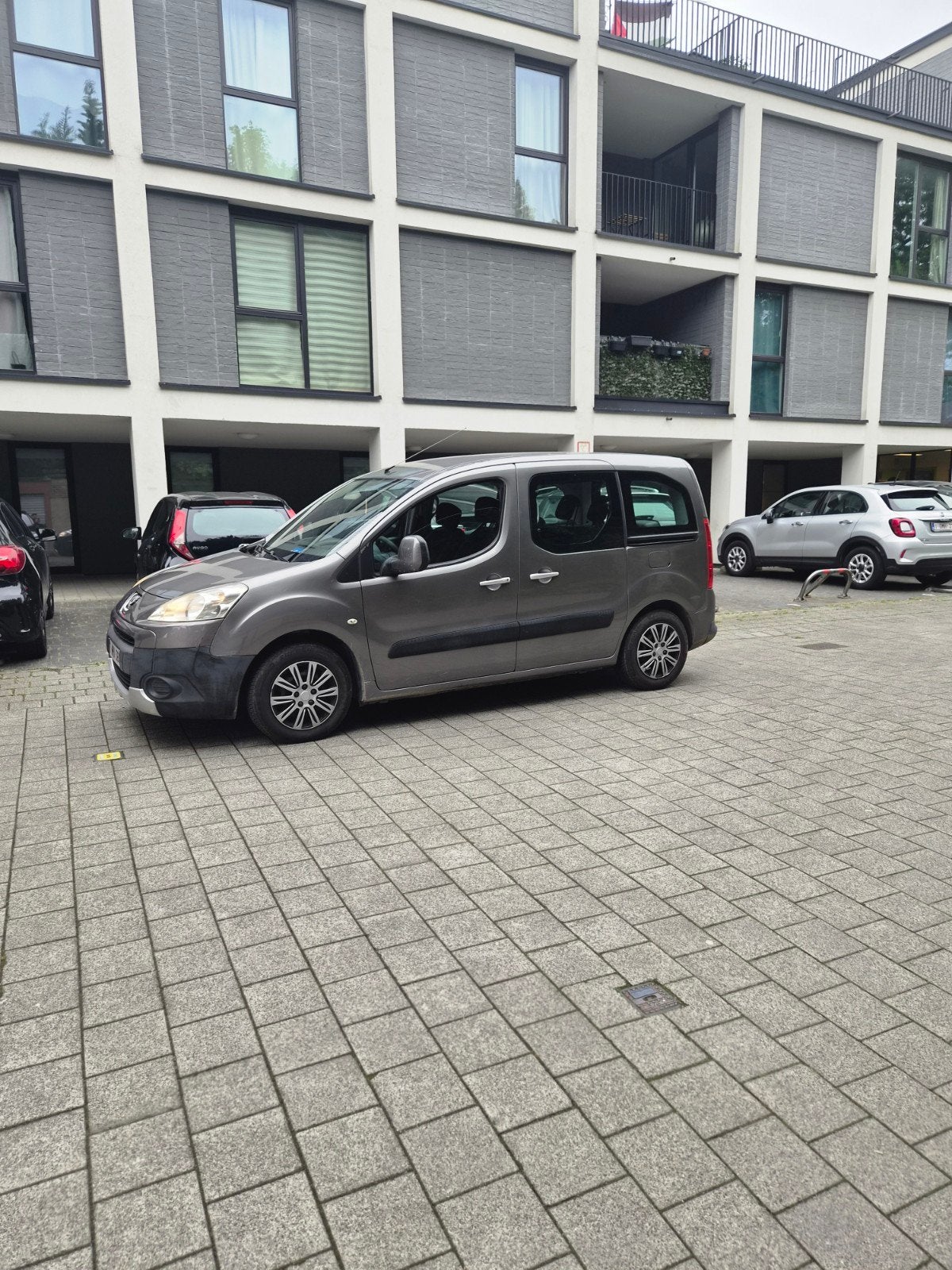Peugeot s'associe à Technology Control, Achat, Attache-remorque, Particulier, Essence