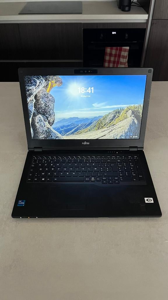 Fujitsu Lifebook E5511 reconditionné, Computers en Software, Windows Laptops, Ophalen, 2 tot 3 Ghz, Refurbished, 512 GB