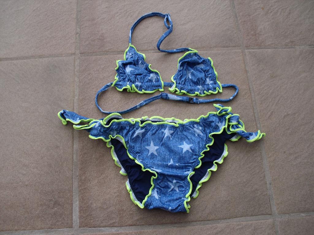 Nieuwe bikini MC2 Saint Barth, Kinderen en Baby's, Kinderkleding | Kinder-zwemkleding, Ophalen, Bikiniset, Meisje, Nieuw
