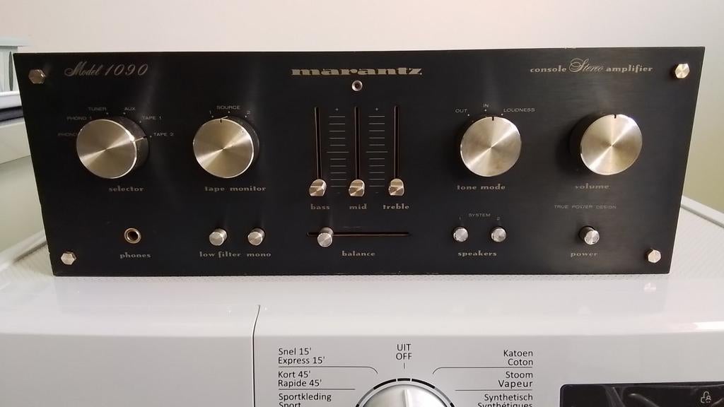 VINTAGE MARANTZ VERSTERKER MODEL 1090 BLACK EDITION, TV, Hi-fi & Vidéo, Télévisions vintages, Enlèvement