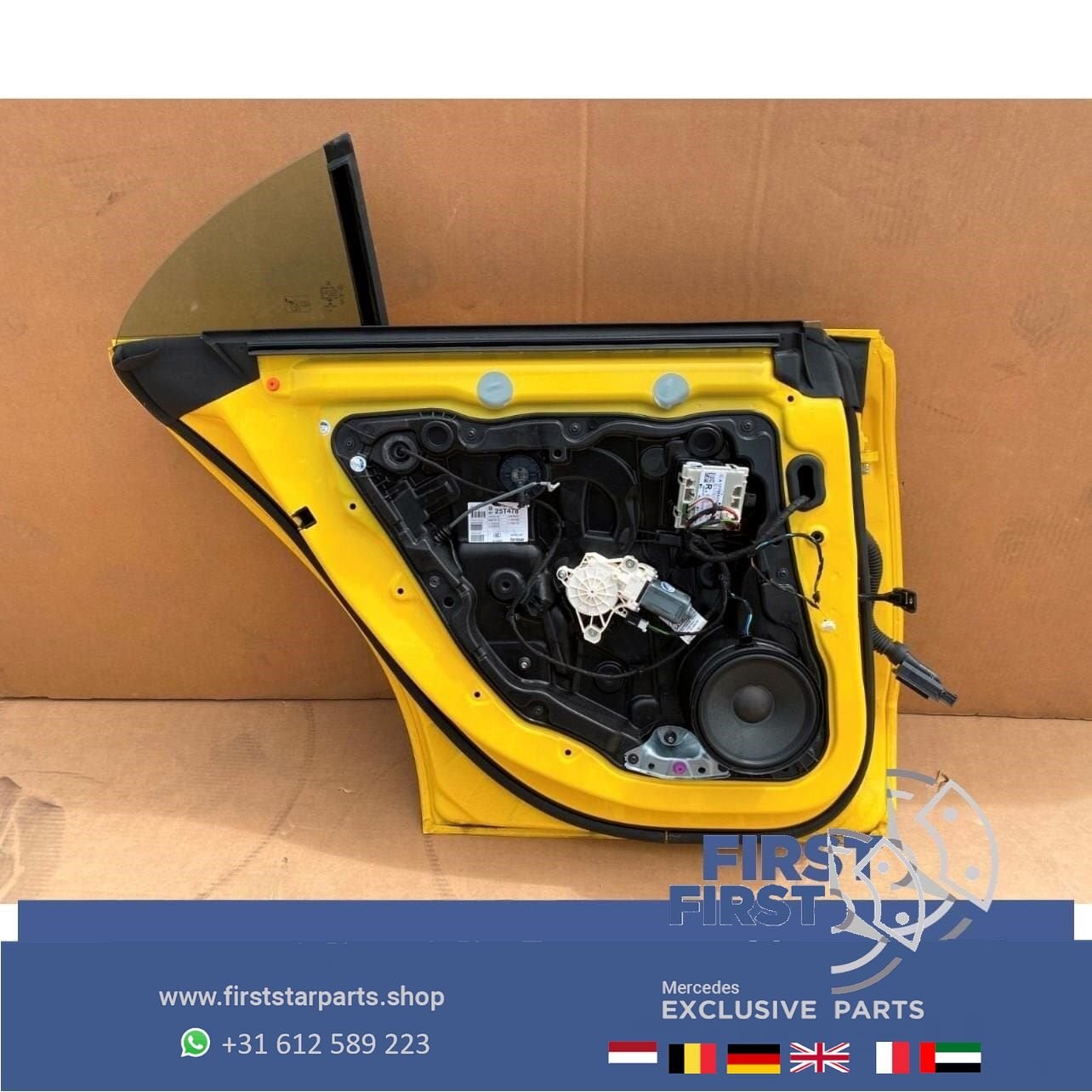 W118 C118 X118 CLA DEUR PORTIER GEEL COMPLEET LINKSACHTER Me, Gebruikt, -, Deur, Ophalen of Verzenden