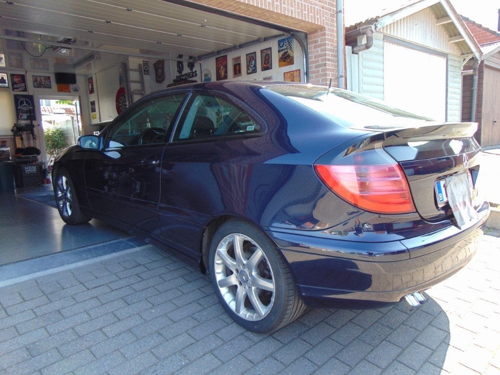 Auto Mercedes-Benz C klasse 203 Sportcoupe 2.2 CDI ., Auto's, 100 kW, 4 zetels, Verwarmde buitenspiegels, Zwart