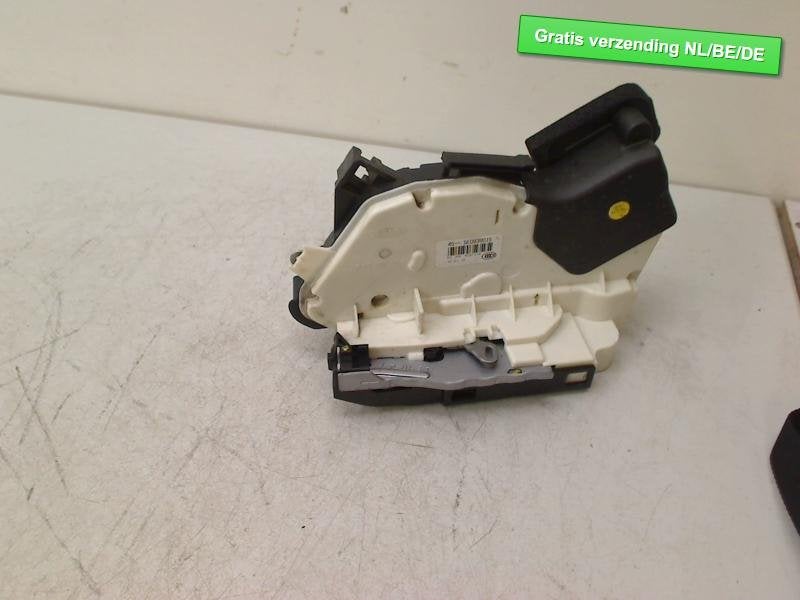 SERRURE DE PORTE ARRIÈRE GAUCHE Passat Variant (3G5), Autos : Pièces & Accessoires, Carrosserie & Tôlerie, Arrière, Volkswagen