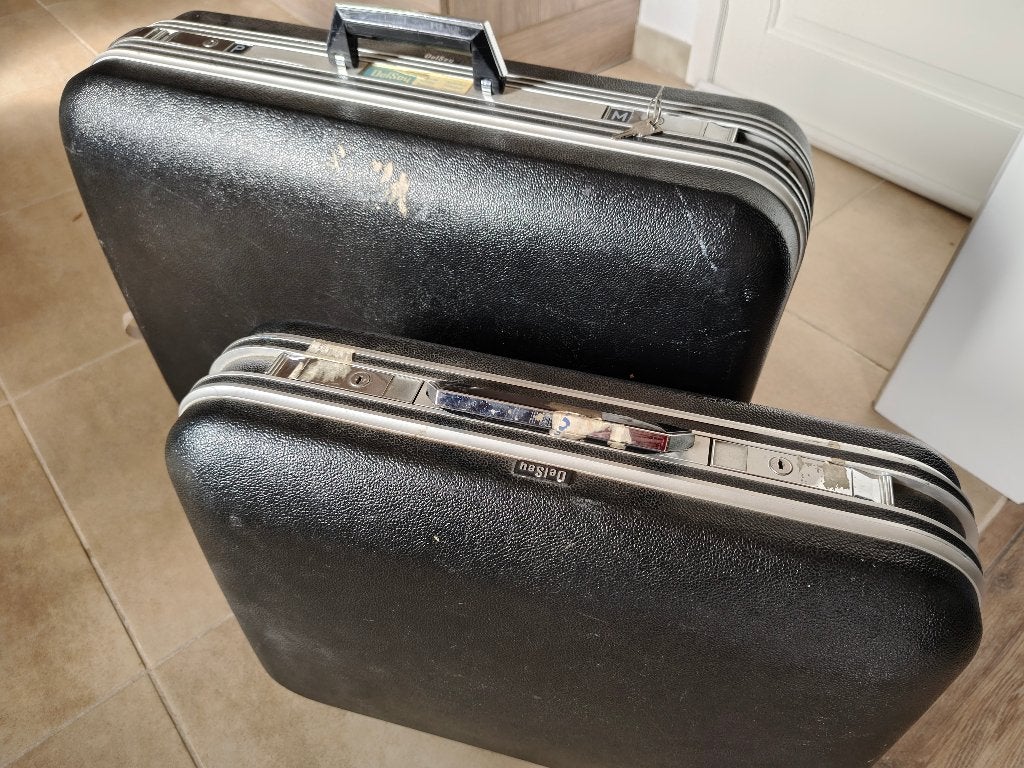 2 vintage koffers Delsey, Plastique dur, Enlèvement, Utilisé, 45 à 55 cm