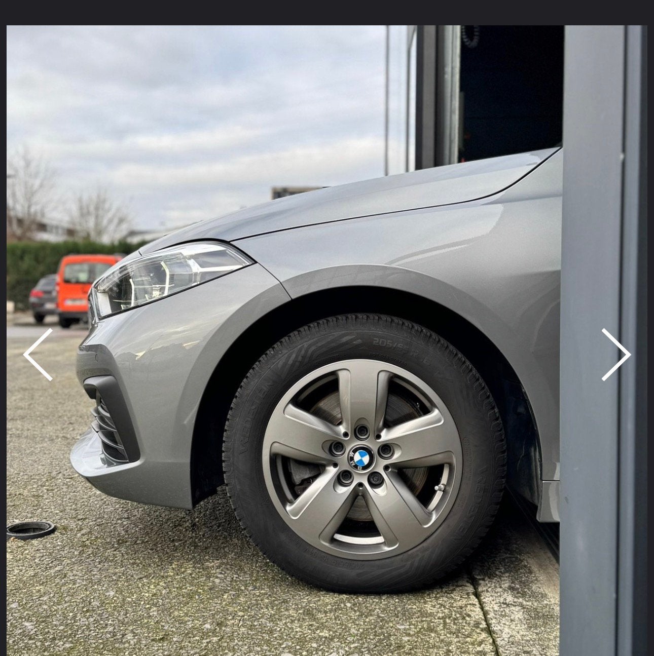 BMW 118i (2022) — Manuelle 56 800 km, garantie 1 an, Argent ou Gris, Achat, Volant multifonction, Euro 6