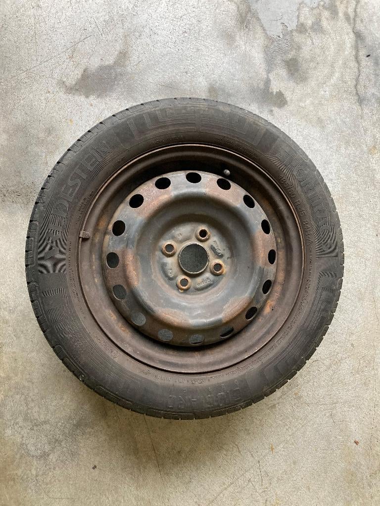4 jantes et pneus toyota Yaris, Autos : Pièces & Accessoires, 15 pouces, Pneus été, 185 mm, Pneu(s)