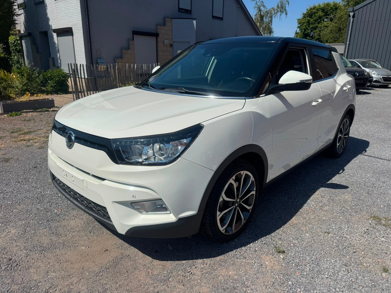 SsangYong Tivoli 1.6i e-XGI, essence,62 000 km, 1er prop...., Autos, SsangYong, 94 kW, 1345 kg, Achat, Euro 6