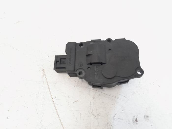 Clapet chauffage moteur d'un Audi A4, Autos : Pièces & Accessoires, Moteurs & Accessoires, Audi, Utilisé, 3 mois de garantie, Enlèvement ou Envoi