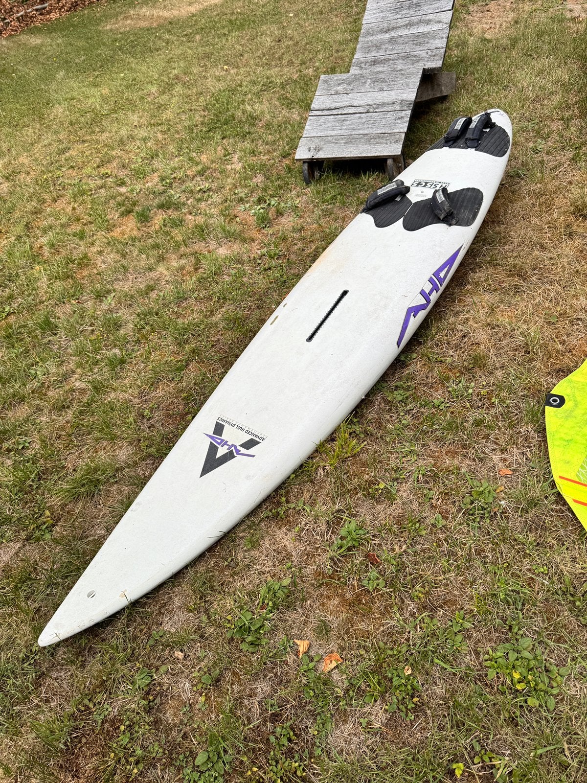 Planche à voile AHD freeride 275cm 100l, Enlèvement, Comme neuf, Planche